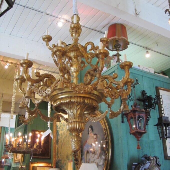 A Large Gilded Wood Louis XIV Chandelier - Image 3