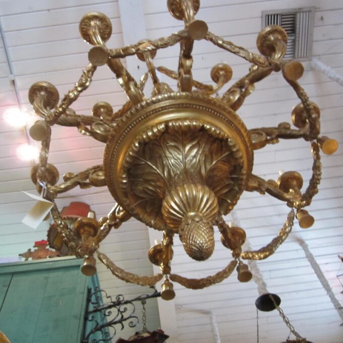A Large Gilded Wood Louis XIV Chandelier - Image 4
