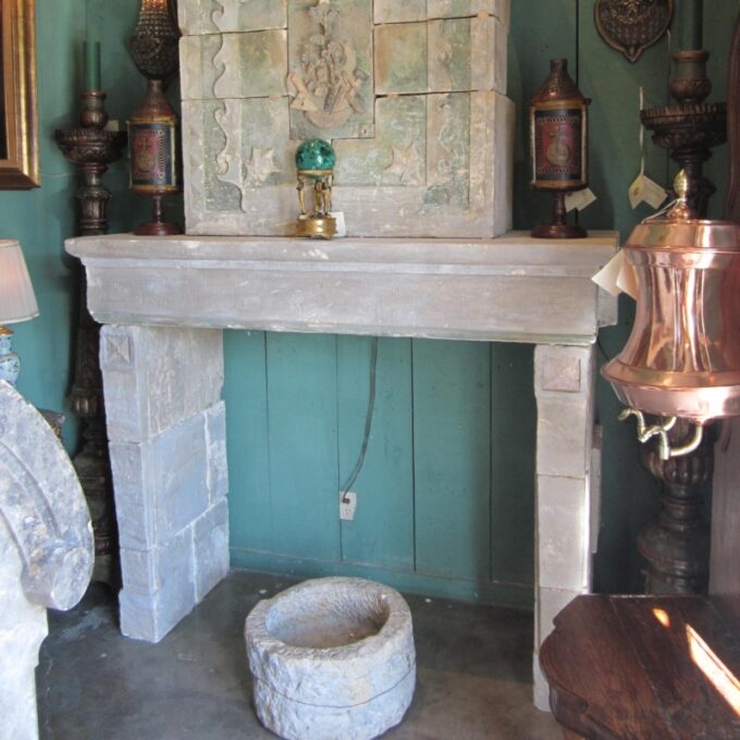 Artisanal Compagnon Fireplace 19th Century - Image 2