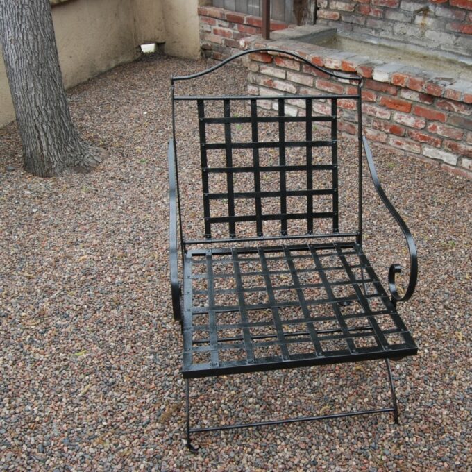 A Beautiful American Fauteuil La Maison Iron