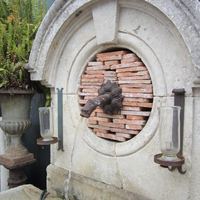 Cast Iron Spout With Escutcheon - Image 2