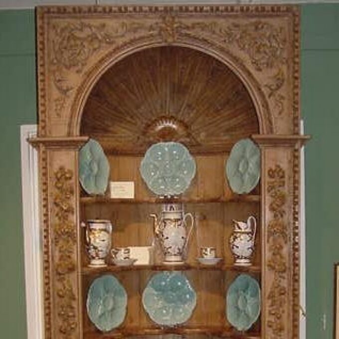 A Very Good 18th Century George III Pine Corner Cabinet - Image 2