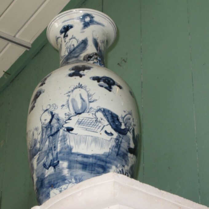 Pair Of Late 19th Century Chinese Porcelain Vases - Image 3