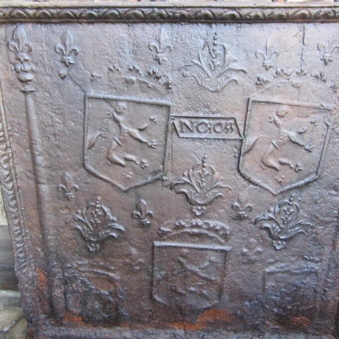 Rare 17th Century Three Gargouilles Fire plaque - Image 2