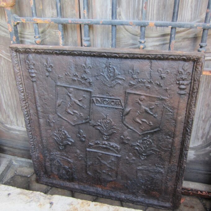 Rare 17th Century Three Gargouilles Fire plaque - Image 4