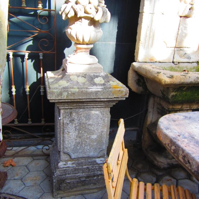 Beautiful Pair Of 17th Century Stone Pedestals - Image 2