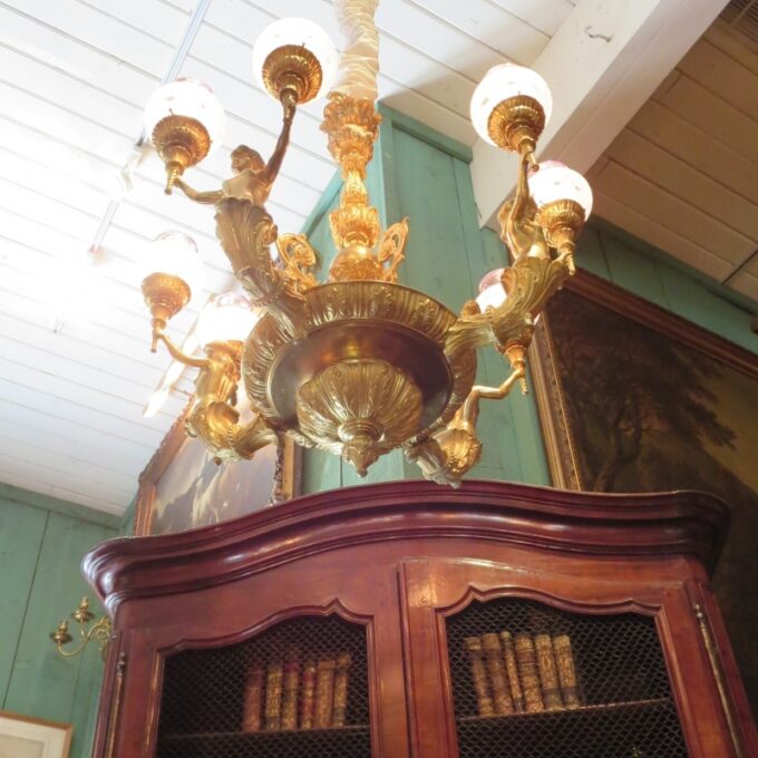 A Beautiful 19th Century Napoleon III Gilt Metal Chandelier - Image 2