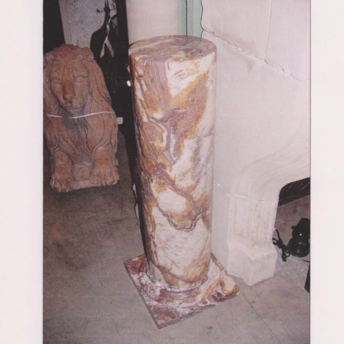 Onyx Column