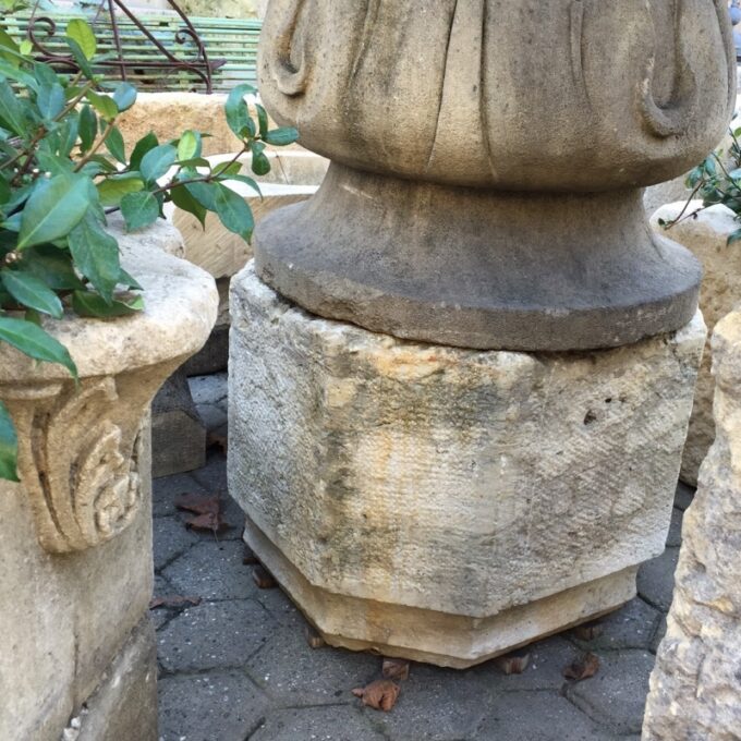 17th Century Stone Base Pilaster - Image 2