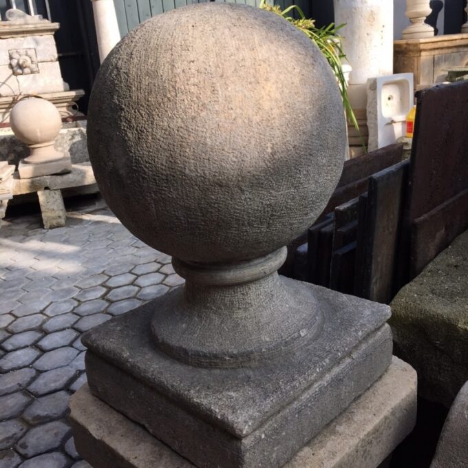 19th Century Hand Carved  Stone ball Sphere finial - Image 2
