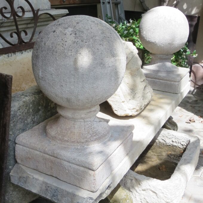 19th Century Hand Carved  Stone ball Sphere finial - Image 3