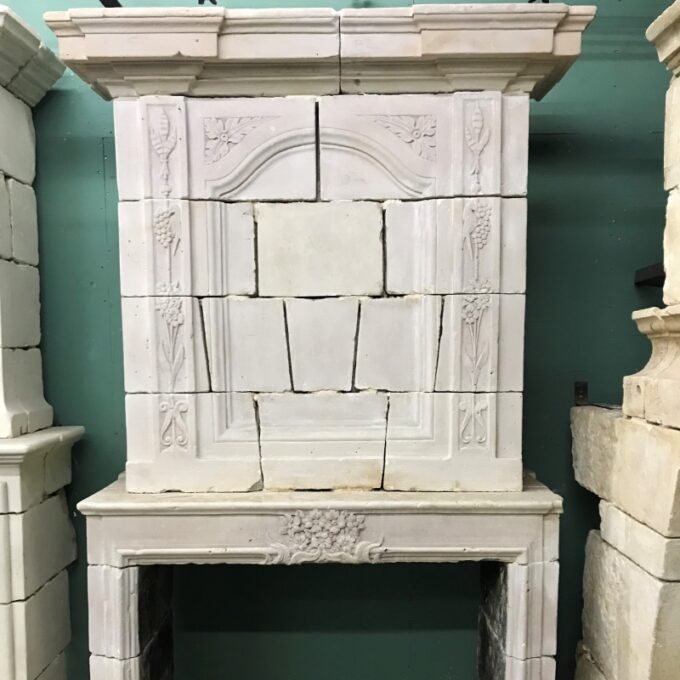 17th C Louis XIV Hand Carved Stone Chateau Fireplace Mantle surround Los Angeles - Image 3