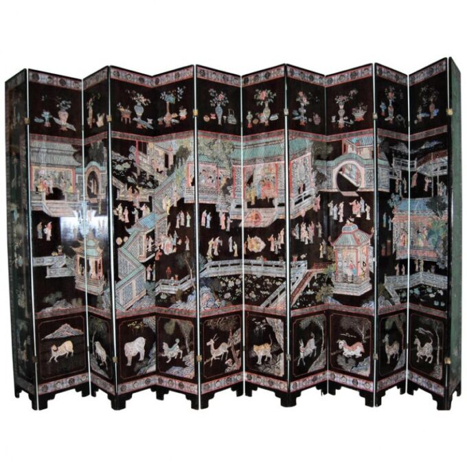 Exquisite 18th Century Kang-hsi Dynasty Coromandel 12 Panel Screen