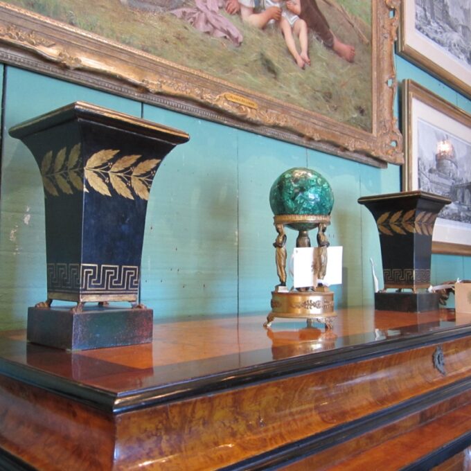 19th century Pair black Painted Tole Jardiniere Urn Cachepot Antique Los Angeles - Image 2