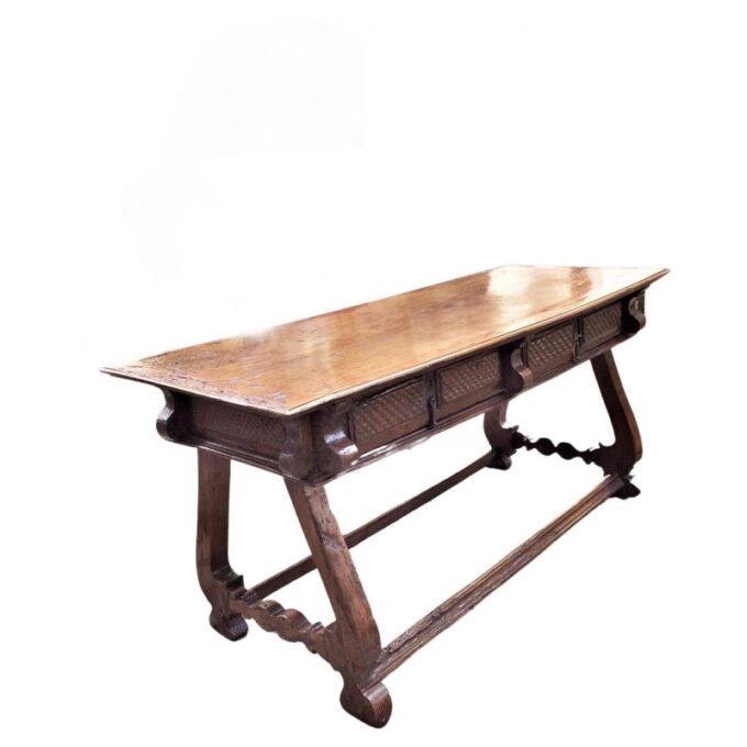 18th Century Carved Walnut Baroque Table spanish Desk