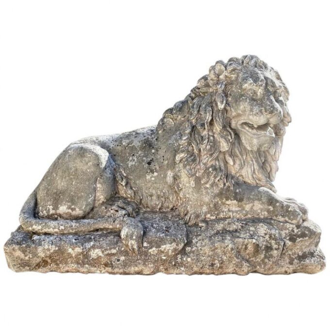 18th 19th C. Huge Hand Carved Stone Lion Sculpture Garden Center Piece Statue Antique
