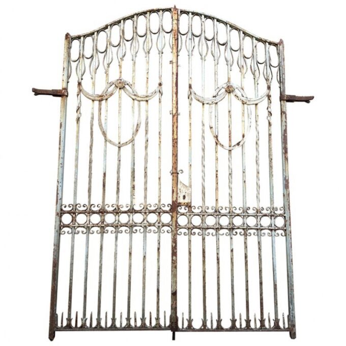 Elegant & Grand Pair of Antique Wrought Iron Driveway Entrance Gates for portal