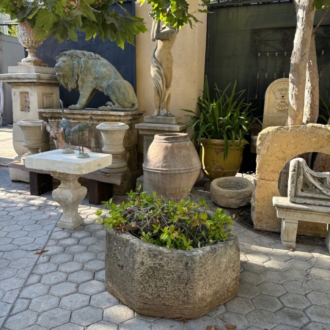Hand Carved Stone Wellhead center Fountain Basin Antique Fire Pit planter LA CA - Image 4
