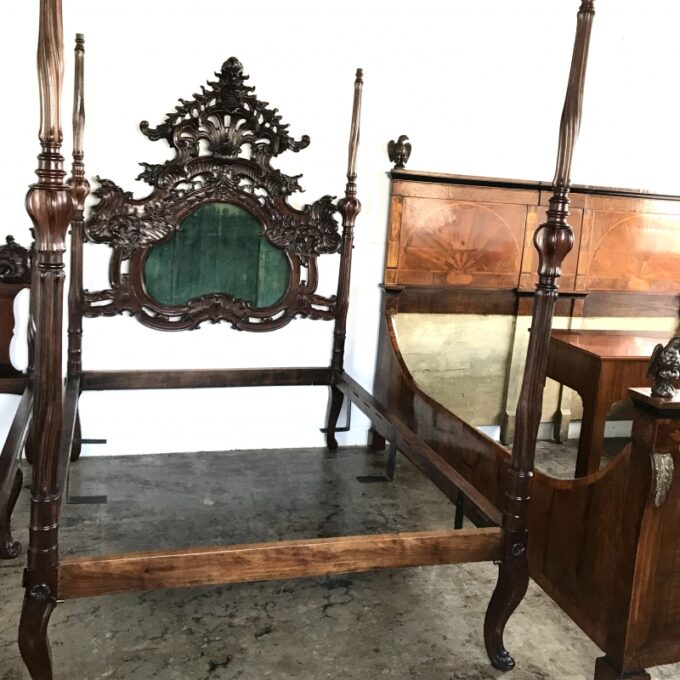Rare Sculpted Colonial Portuguese 17th/18th C. Jacaranda Queen Bed Antique LA CA - Image 2