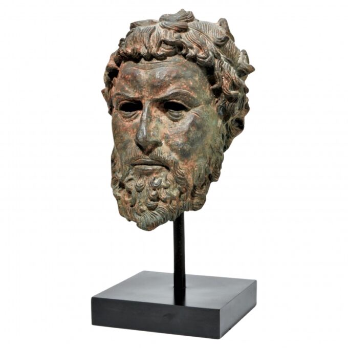 Mounted Sculpture Bust in Bronze on Base Bibelot Decorative Object Center piece