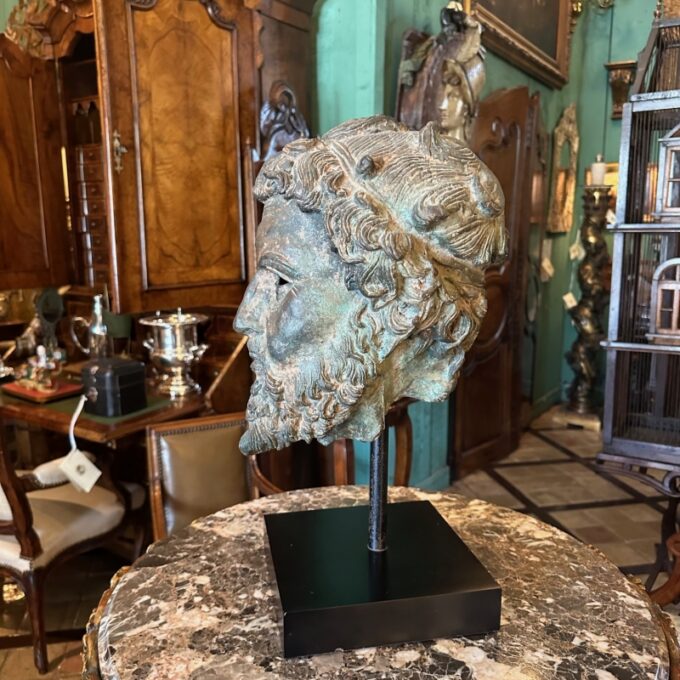 Mounted Sculpture Bust in Bronze on Base Bibelot Decorative Object Center piece - Image 4