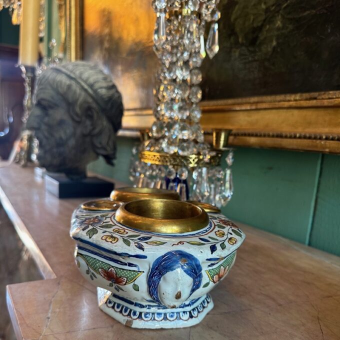 19th C. Antique Writing Stand Desk office Inkwell Center Piece Faience Porcelain - Image 4
