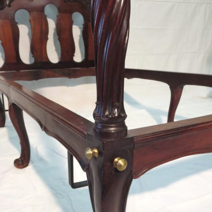 Fine Sculpted Colonial Portuguese 17th C. Jacaranda Bed Torsade Posts & finials - Image 4