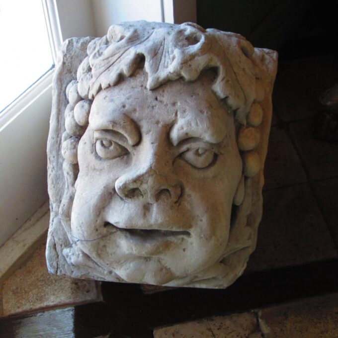 19th C. Foutnain Head - Image 2