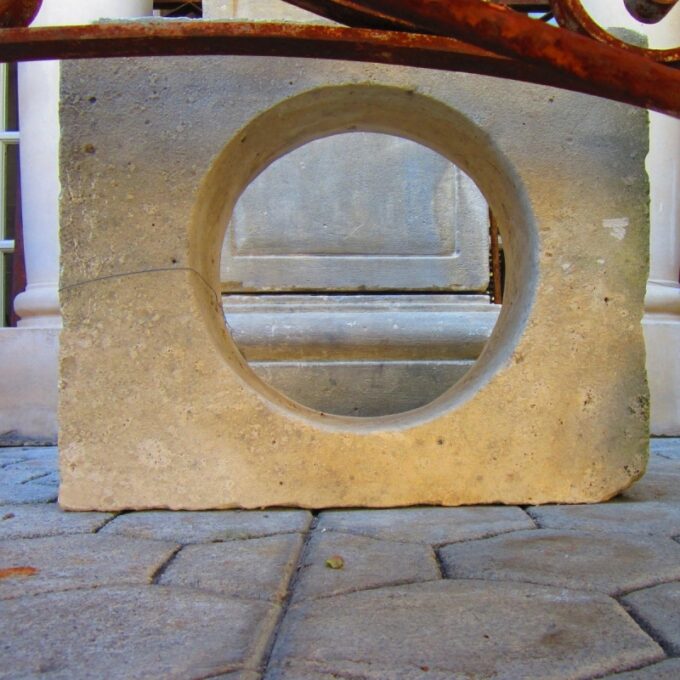 19th Century Stone Window - Image 2
