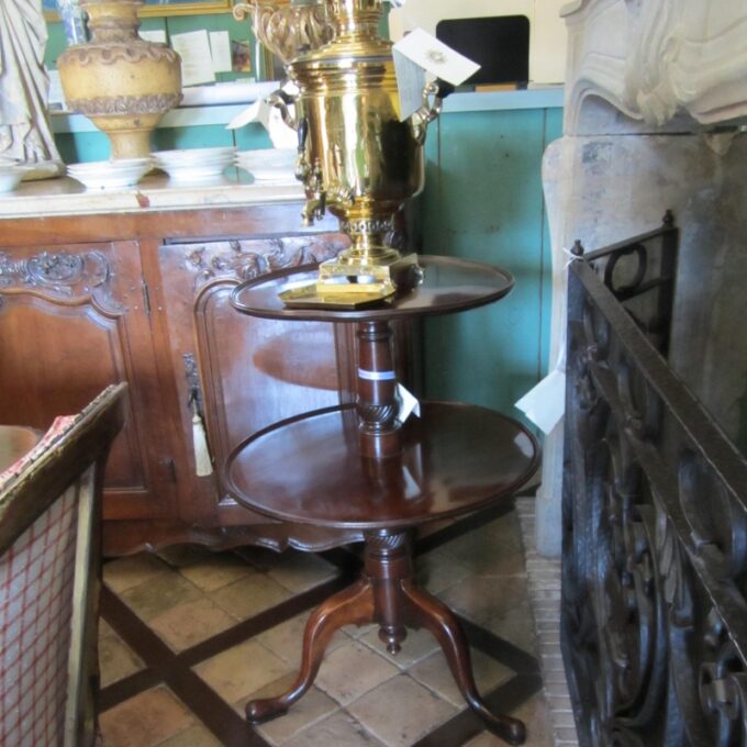 18th C. George III Dumbwaiter - Image 2