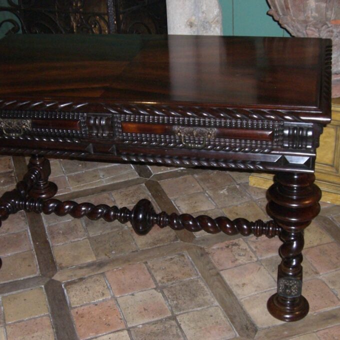 18th Century Rosewood Table Portuguese - Image 2