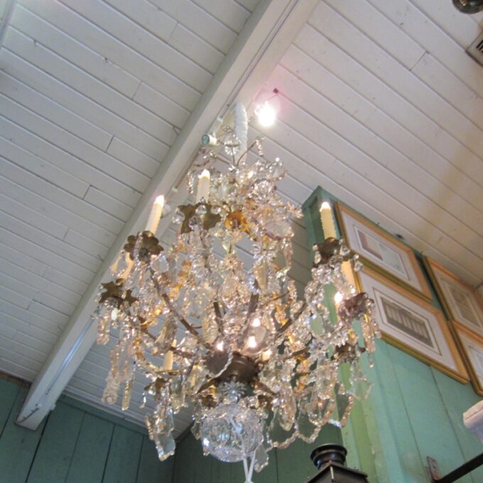 An Exquisite Gilded Bronze Baccarat Chandelier - Image 2